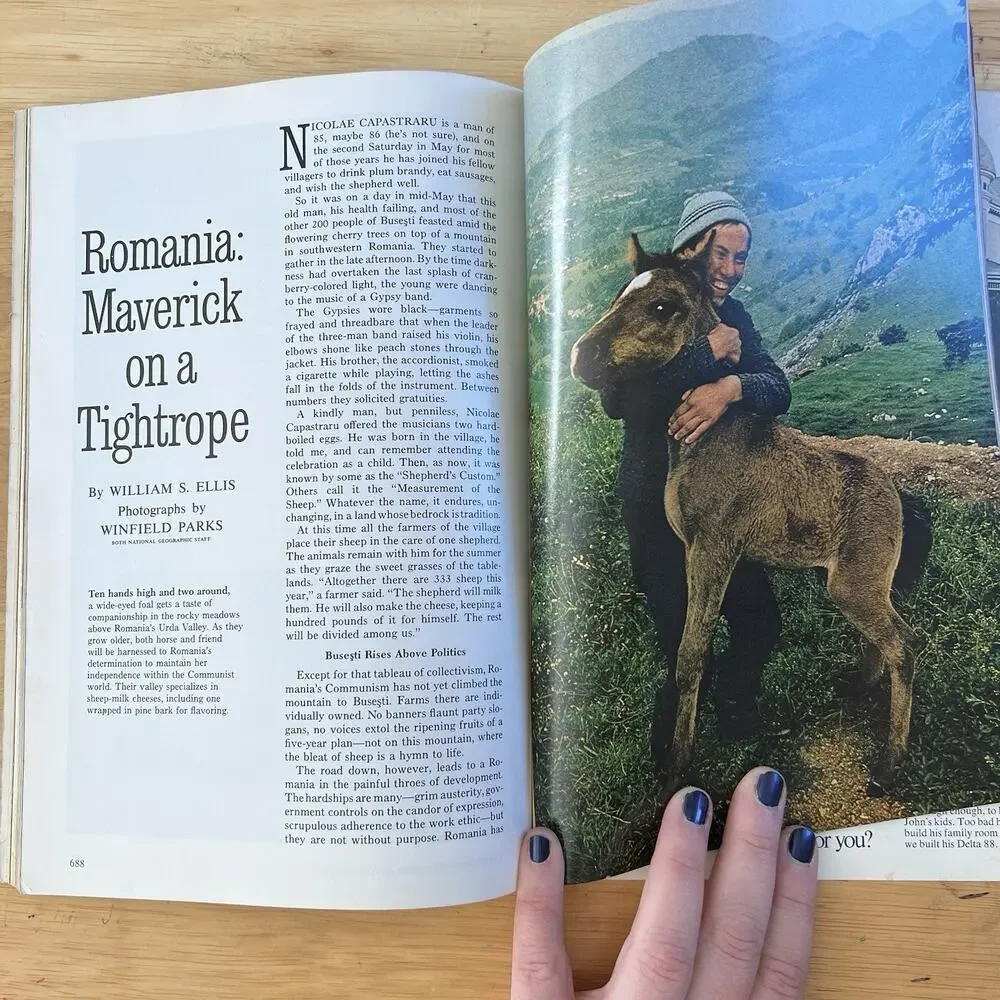 Vintage National Geographic November 1975 Magazine Christopher Columbus Hunza